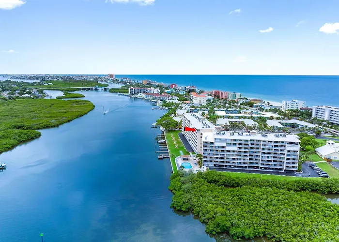 Bayshore Yacht & Tennis 806 Holiday home
