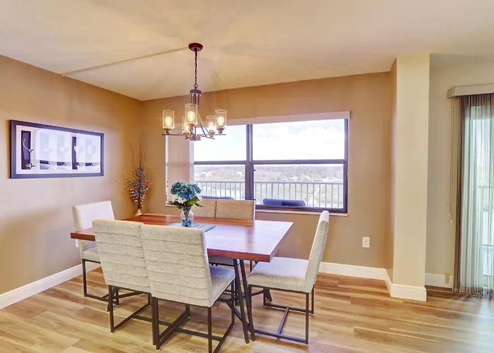 Bayshore Yacht & Tennis 806 Holiday home